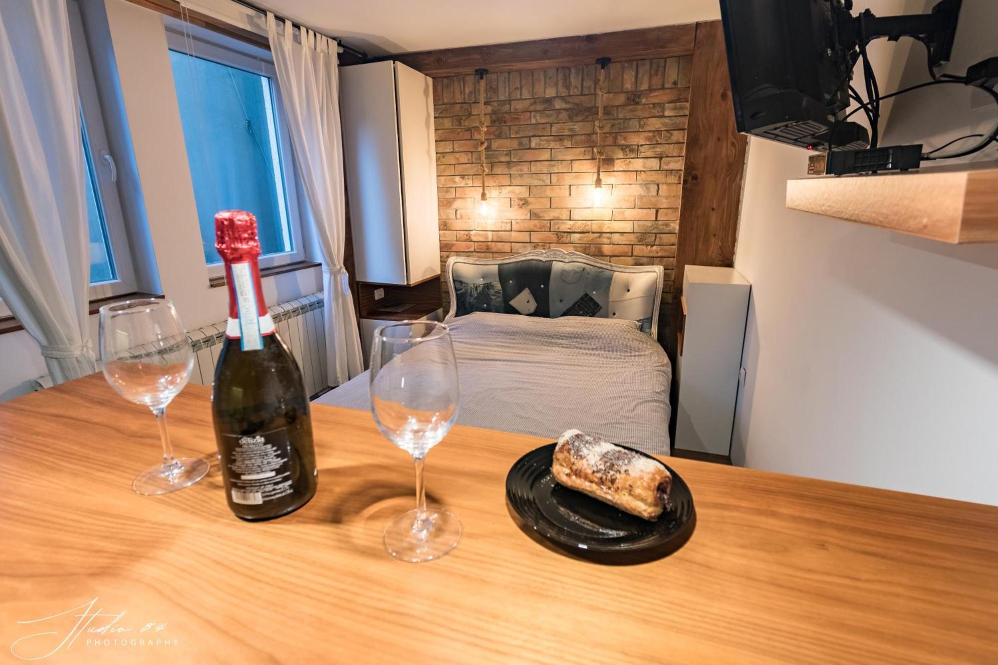 Little L Apartments Dorcol Belgrad Exterior foto